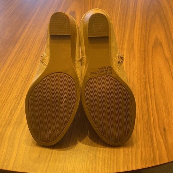 Maurice's Wedge Faux Suede boots - Picture 5 of 9